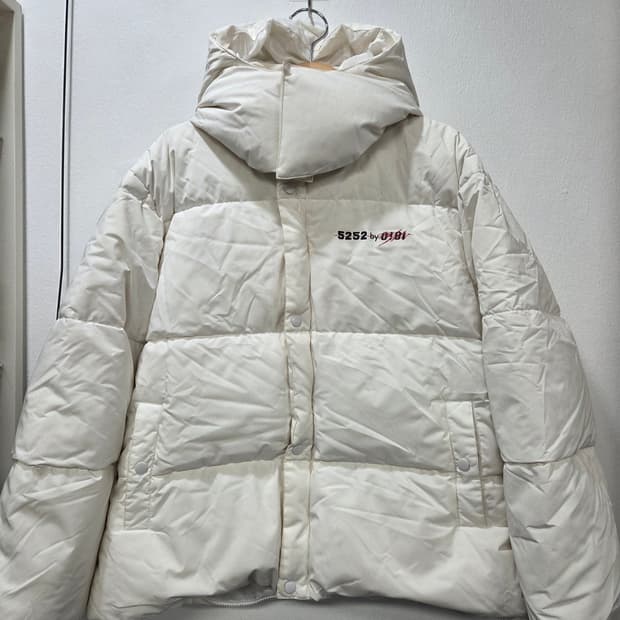 5252 by oioi 아이보리 패딩 점퍼 L