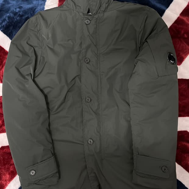 CP컴퍼니 다운 패딩 자켓 올리브 10