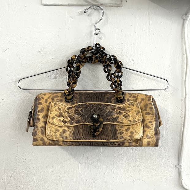 보테가베네타 2006 런웨이 리자드 스킨 레더백