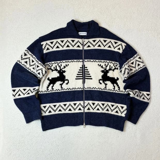 밀로 아카이브 23FW 노블 디어 코위찬 PN6118