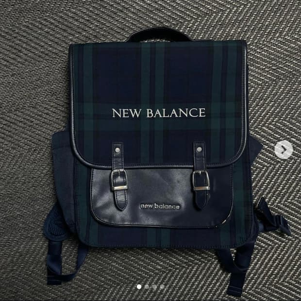 New balance 뉴발 투웨이 체크 백팩 
