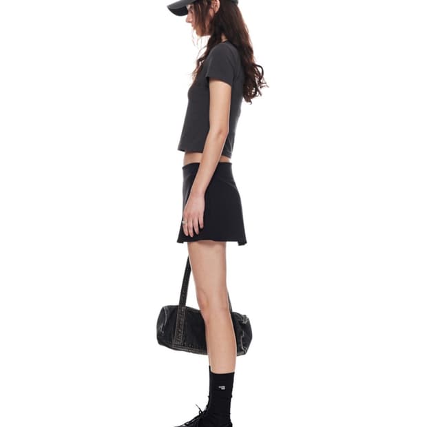 마뗑킴 플레어 마이크로 팬츠 스커트 블랙 