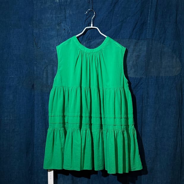 44-66 ) BEAMS Tiered Gathered Blouse