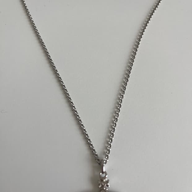 비비안 웨스트 우드 미니바스  릴리프펜던트 실버 팔아요