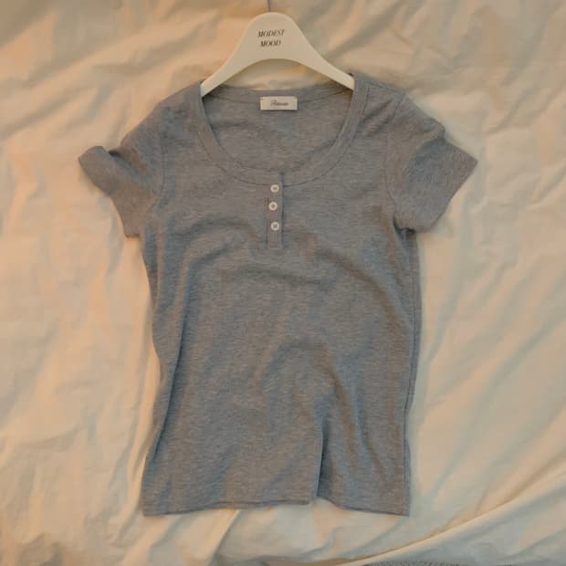 리본빛 ribbonbit fog button T-shirt 착용샷