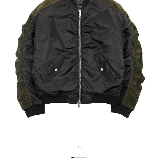 [2] 파프롬왓 파아카이브 백라인 콘트라스트 봄버