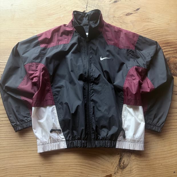 나이키 빈티지 삼색 배색 바람막이