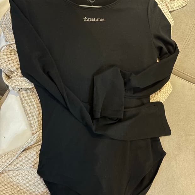 쓰리타임즈 바디슈트