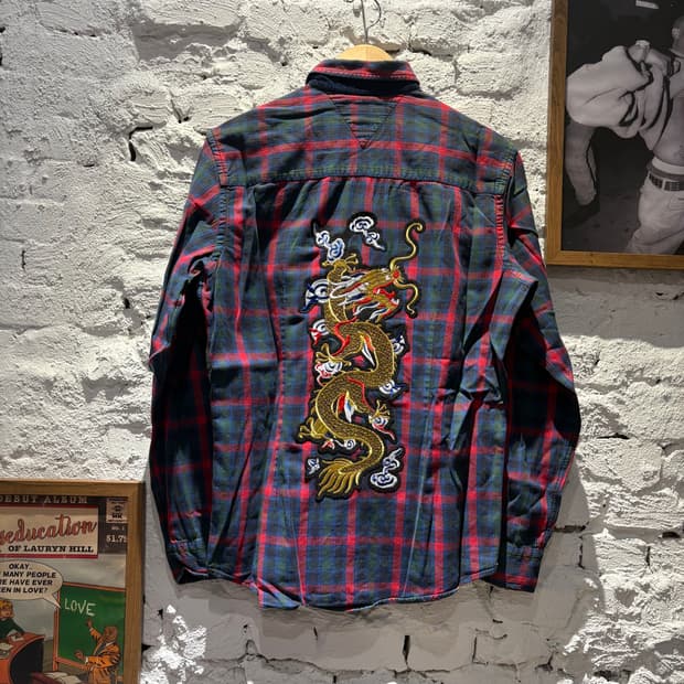 타미힐피거 동양 드레곤 자수 커스텀 셔츠