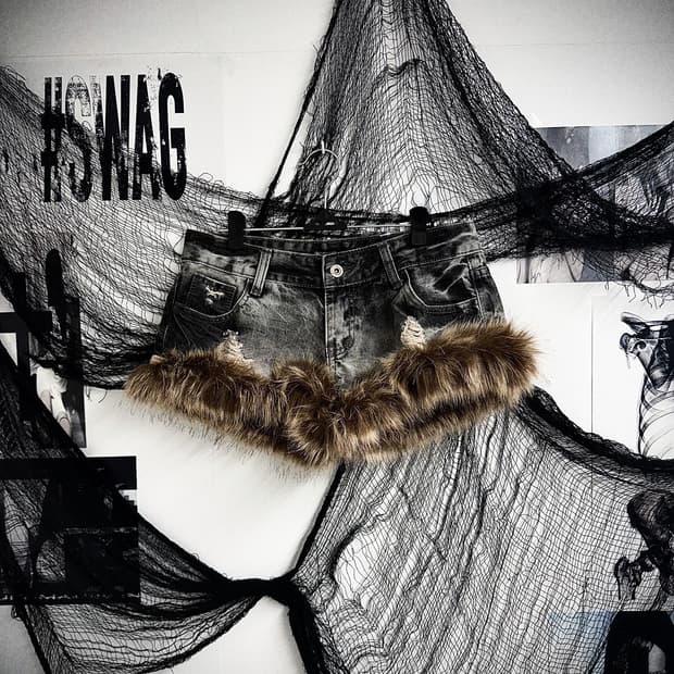 00s damaged fur pants