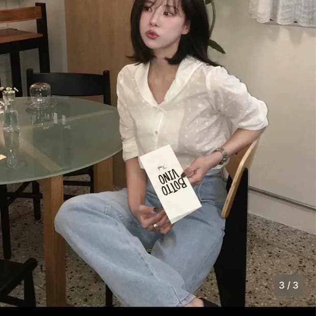 뮤제드 블라우스