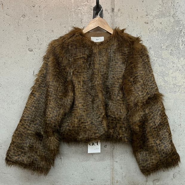 SLY 레오파드 퍼 자켓