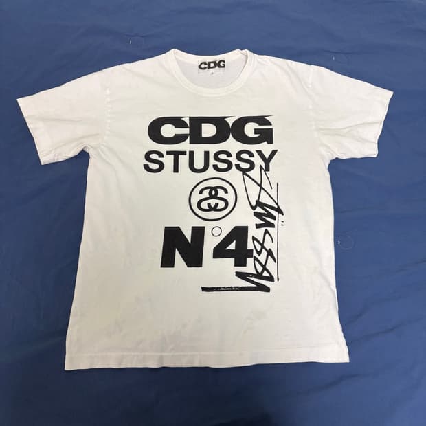 CDG x Stussy 티셔츠 화이트