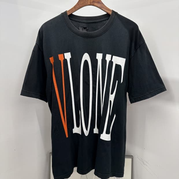 VLONE 코튼 반팔티 (L)