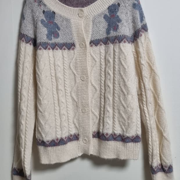 S (55) 니트피아 아이보리 곰돌이 꽈배기 니트 가디건