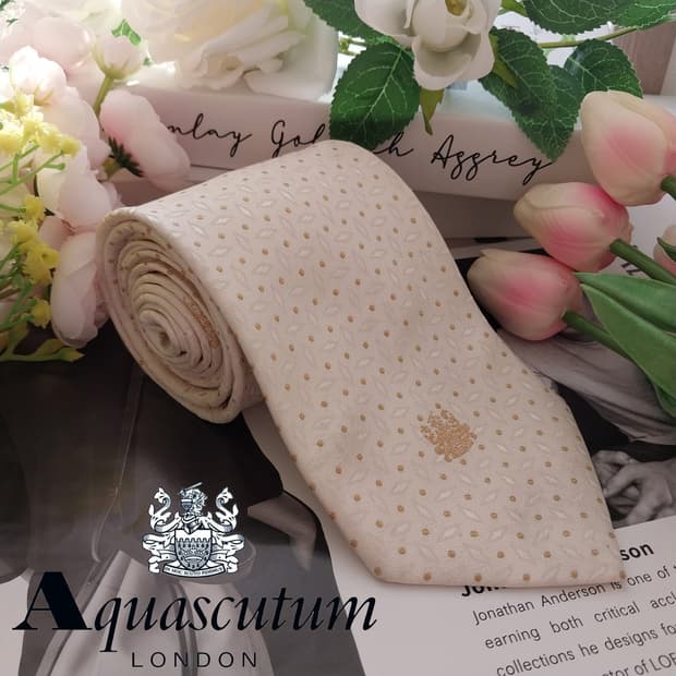 아쿠아스큐텀 실크 자수 로고 넥타이 9.5cm A+등급 K1319
