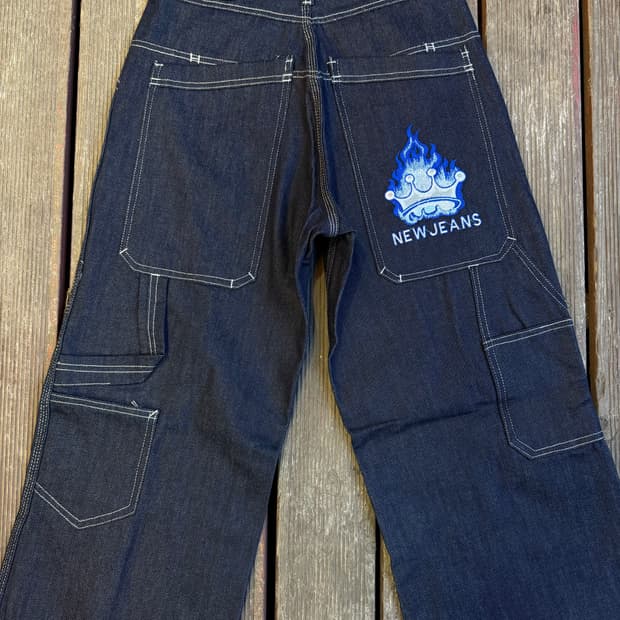 뉴진스 자수 데님팬츠 블루