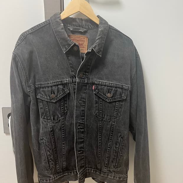 90s Levi's Black Denim Trucker Jacket(L)