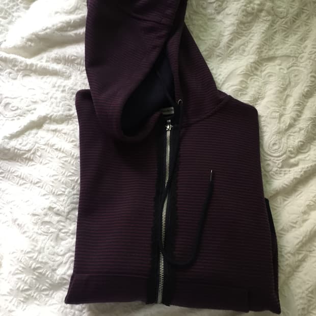 썬번프로젝트 스트라이프 레이스 후드집업