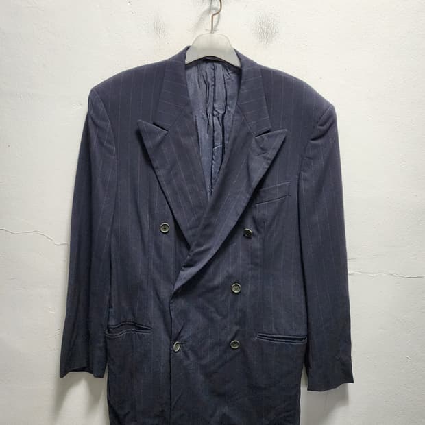 조르지오 아르마니 네이비 스트라이프 더블브레스티드 블레이저