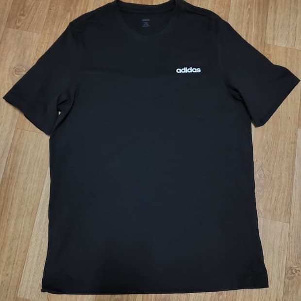 아디다스 남자 반팔  티 셔츠 2xl 110 거의 새옷 블랙