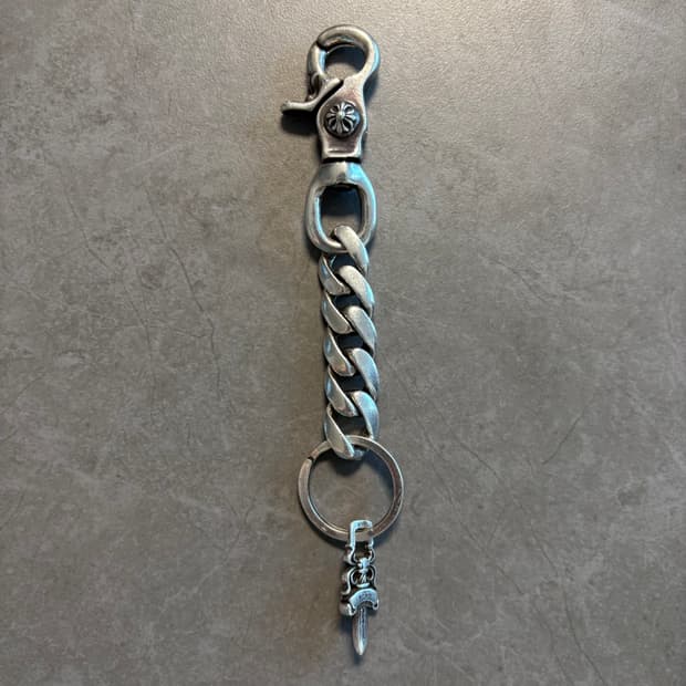 크롬하츠 클립 클래식 대거 참 롱 키링