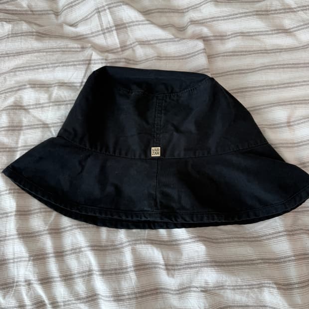 바잘 VARZAR 블랙 벙거지 모자