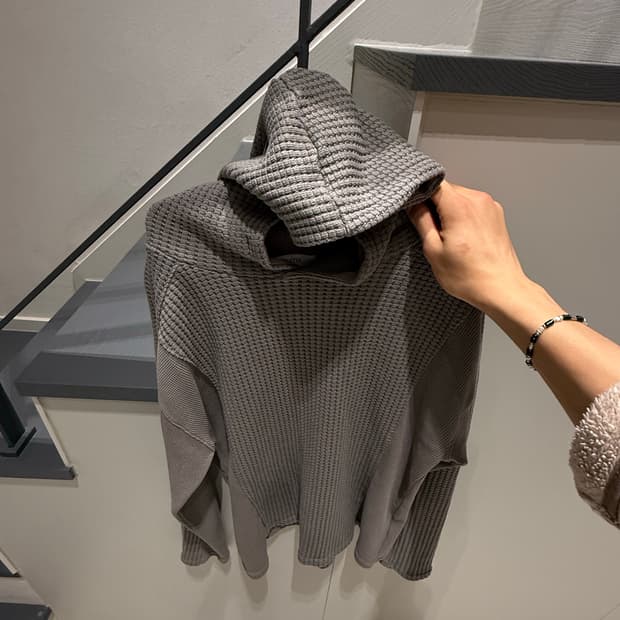 이그노타 CORE:13 PANELED HOODIE (DEEP BEIGE)