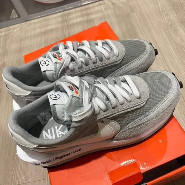 사카이 나이키 프라그먼트 ld와플 280사이즈 팝니다