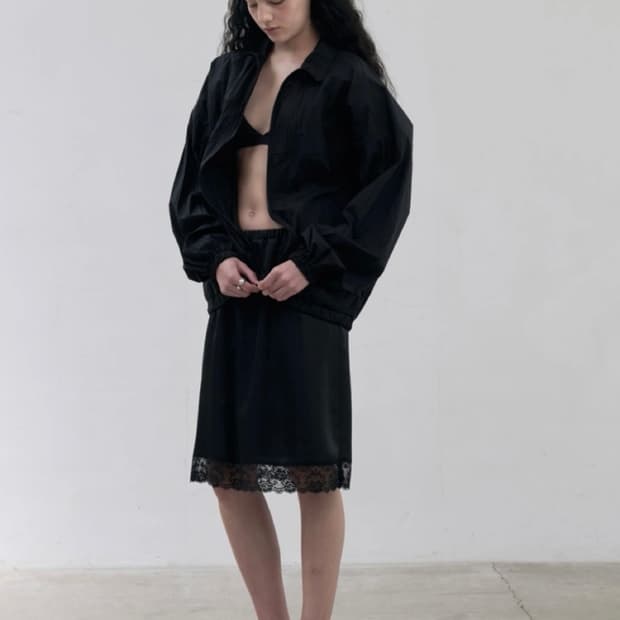 GBH SILKY LACE SKIRT