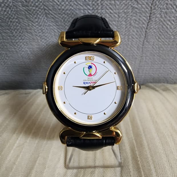 2002 FIFA 한일 월드컵 공식 기념 시계