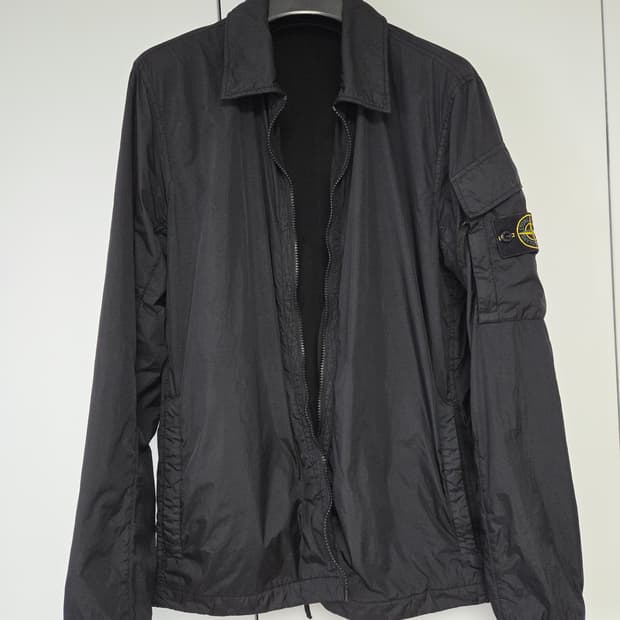 [매장판] 스톤아일랜드 22fw 크링클랩스 오버셔츠 자켓 블랙 L