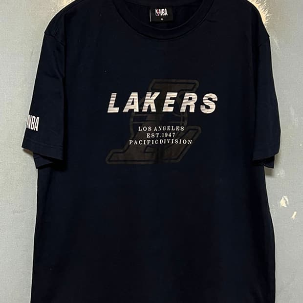NBA LA레이커스 퍼시픽 디비전 새상품 남자 반팔티 XL 100-105