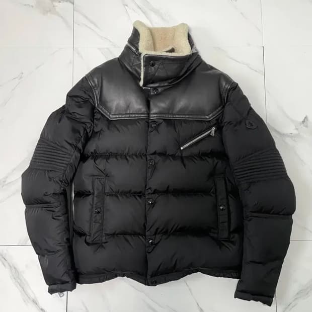 새상품 몽클레어 레오 시어링 레더 패딩 3사이즈