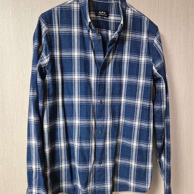 (정품) 아페쎄 A.P.C. 블루 체크 셔츠 남성 S 95