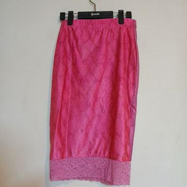 섹시 홀복 파티 클럽룩 슬림핏 레이스 미디 스커트 뱀피 슬립 유니크 치마