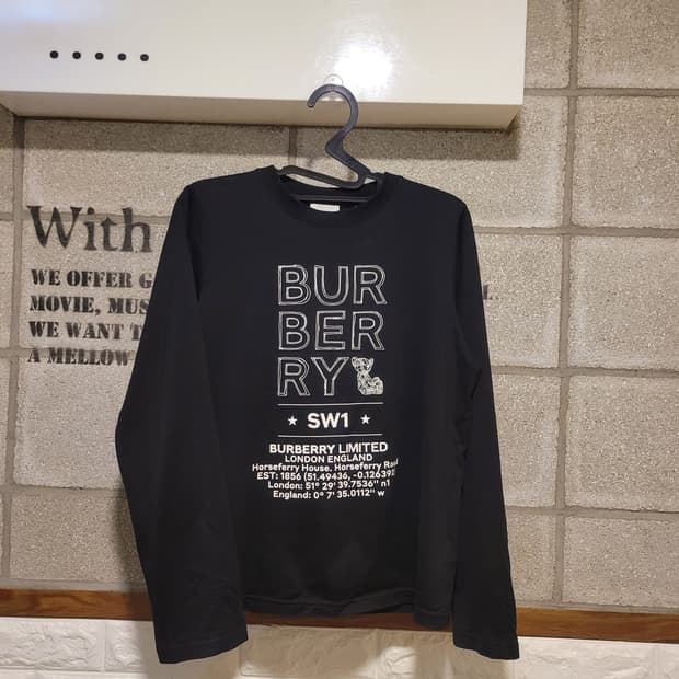 버버리 키즈 긴팔티셔츠 12Y