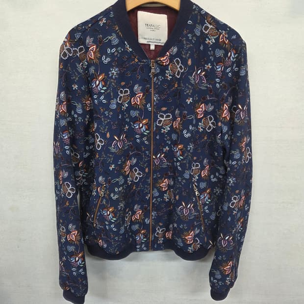 자라 트라팔룩 플라워 멀티로고 스프링 블루종 자켓 s