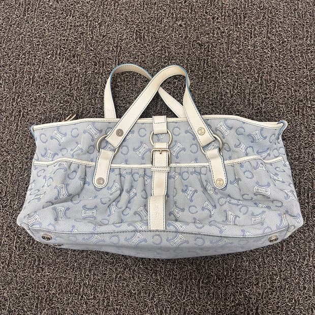 셀린느 트라이엄프 트리오페 여성 숄더백