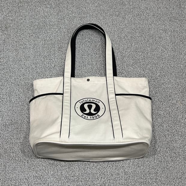 룰루레몬 도트백