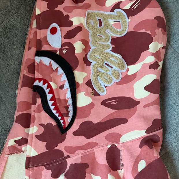 베이프 바비 콜라보 후드집업 m사이즈