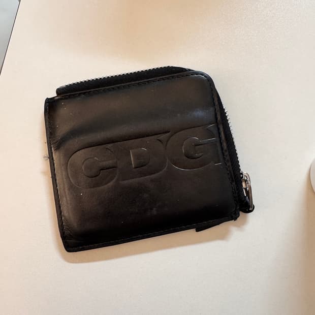 cdg 로고 지갑 
