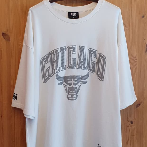 105.NBA 시카고불스 라운드티