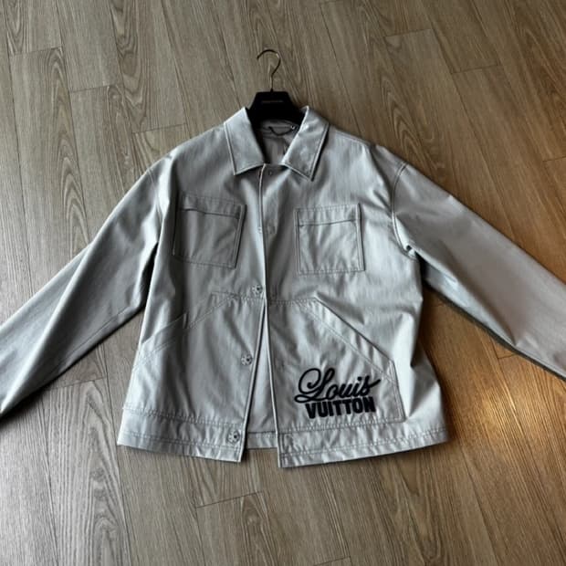 [정품] 루이비통 자수 시그니처 워크웨어 자켓 (상태 극상)