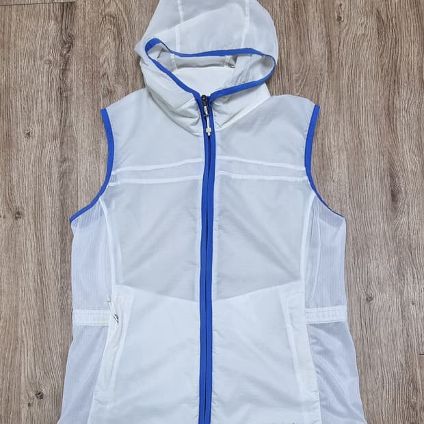 몽벨 초경량 베스트 집업 M _ 여성