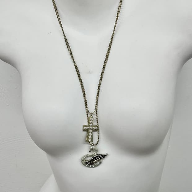 빈티지 레이어드 스완 십자가 네크리스
