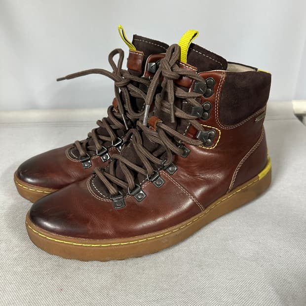 클락스 나누 라이즈 고어텍스 부츠