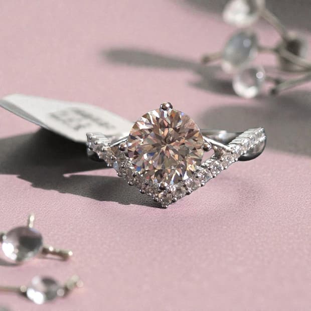 모이사나이트 2캐럿 반지