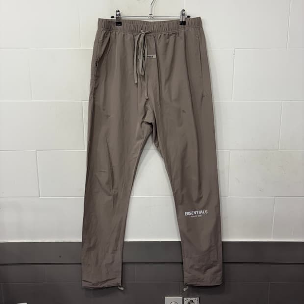 피오갓 에센셜 트랙팬츠