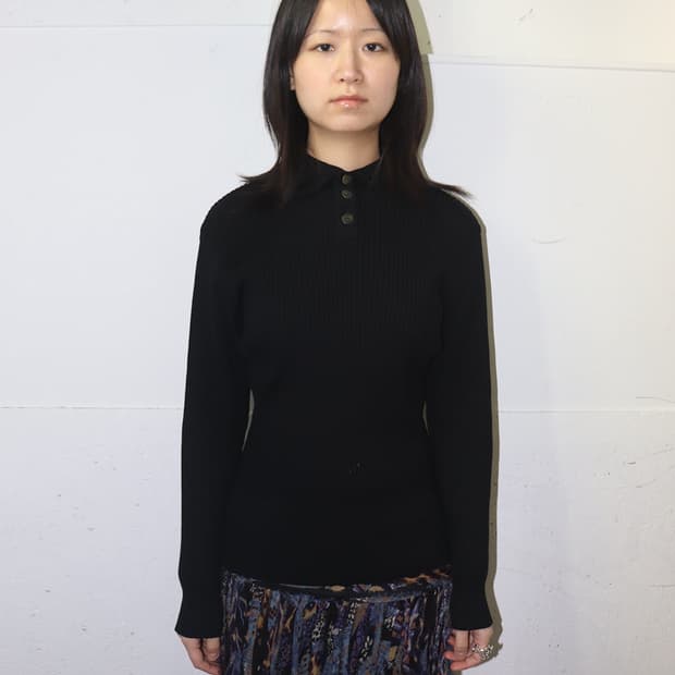 펜디 리브드 롤 넥 니트